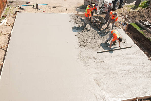 Professional Concrete contractor in IL